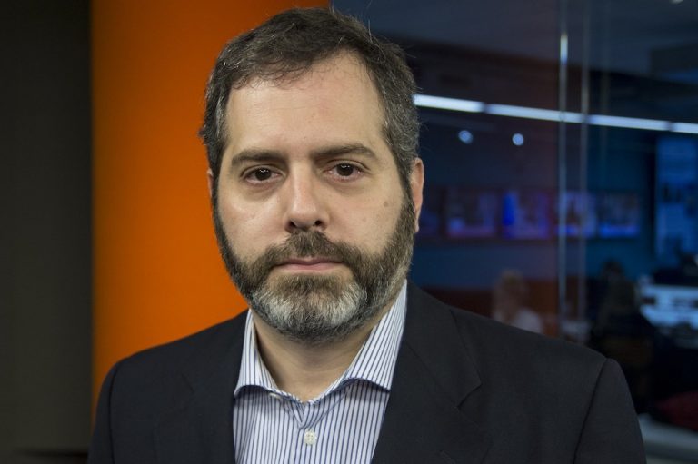 Contagios en las fábricas: “No es concebible que la estrategia sea simplemente estar aislados”, aseguró Hellemeyer