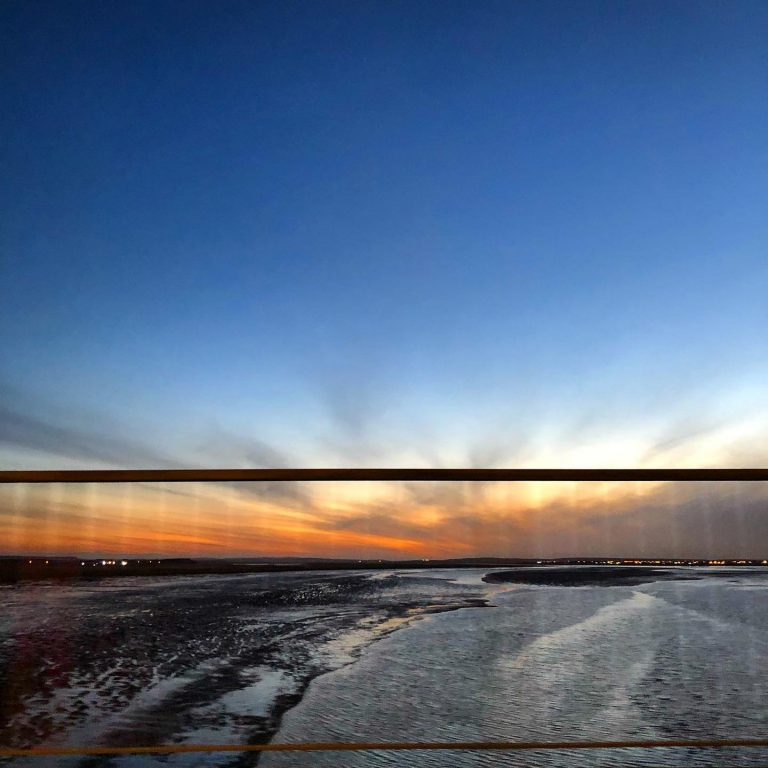 Río Grande rompe las barreras