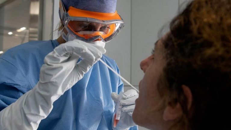 Coronavirus: “El número de casos no es lo único que determina cómo seguimos”, aclaró Chapperón