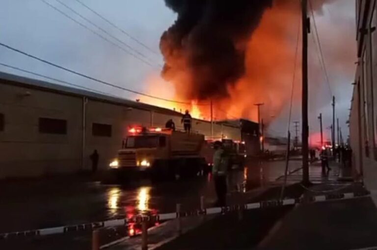 Incendio en Australtex: El siniestro comenzó cuando los trabajadores se encontraban dentro de la planta