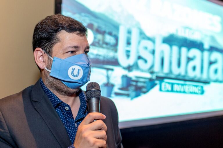 Temporada invierno 2021: Ushuaia presentó su oferta turística en Tucumán