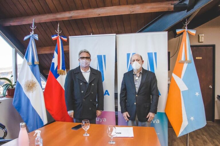 Daniele mantuvo un encuentro con el Cónsul de Chile en Ushuaia Luis Felipe Artal 