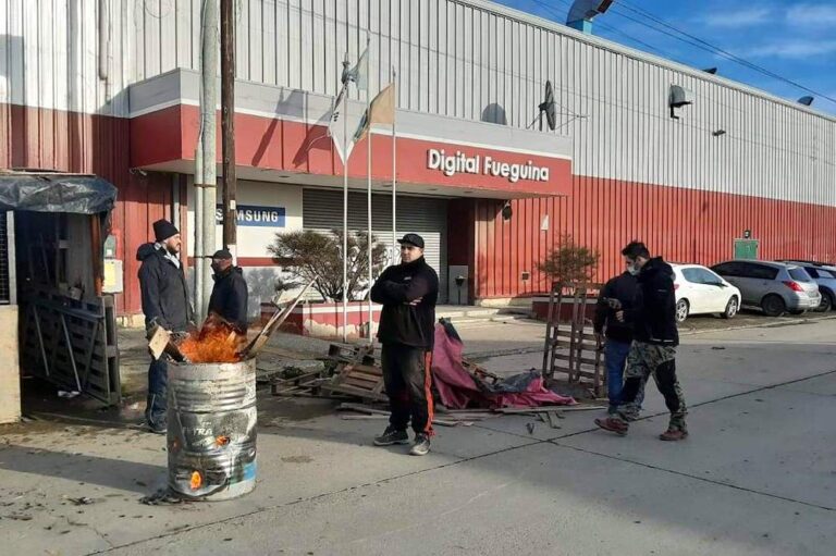 En Garbarino aseguran que consiguieron un inversor: cómo sigue el futuro de sus 3800 trabajadores