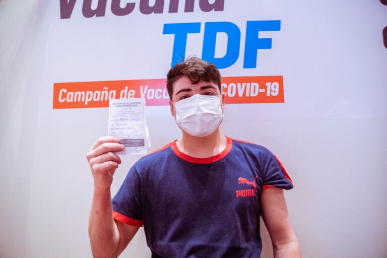 Vacunación: “seguimos con el mismo compromiso de siempre para llegar a toda la población”, dijo Goyogana