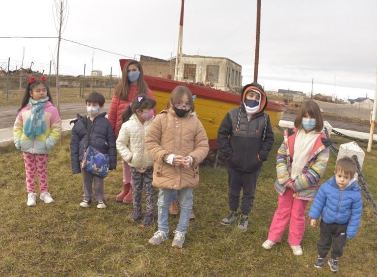Río Grande: Niños y niñas que participaron del concurso “Lo que me gusta de mi Ciudad” realizaron un tour histórico