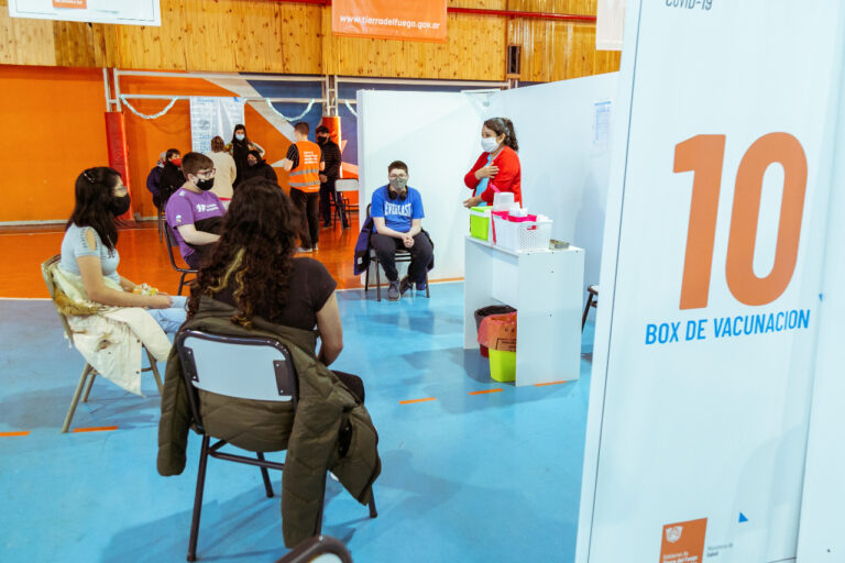Campaña de vacunación contra el covid19: En Tierra del Fuego ya se aplicaron más de 200 mil vacunas