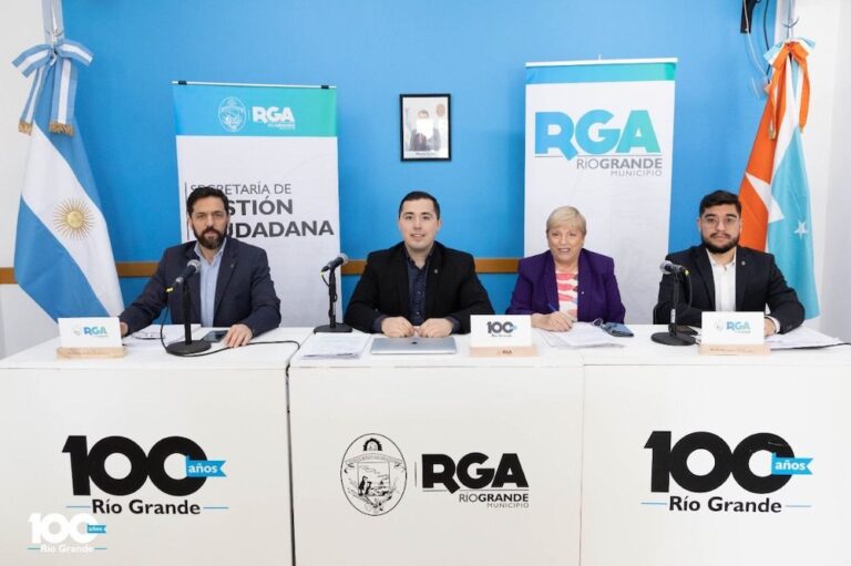 Ferro expuso ante el cuerpo de concejales el proyecto de Presupuesto 2022 del Municipio de Río Grande