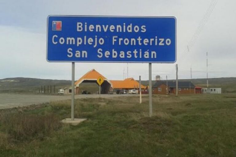 San Sebastián y Monte Aymond: Se suspende la atención por el contagio de agentes de frontera chilenos