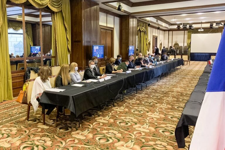 FUNCIONARIOS PROVINCIALES PARTICIPARON DE LA XLIX REUNIÓN BINACIONAL DEL GRUPO TÉCNICO MIXTO REALIZADA EN CHILE
