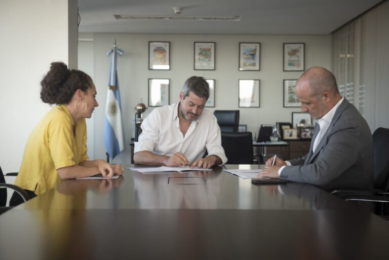 «Dimos un paso más para seguir mejorando la infraestructura turística en Tierra del Fuego”, sostuvo Lammens