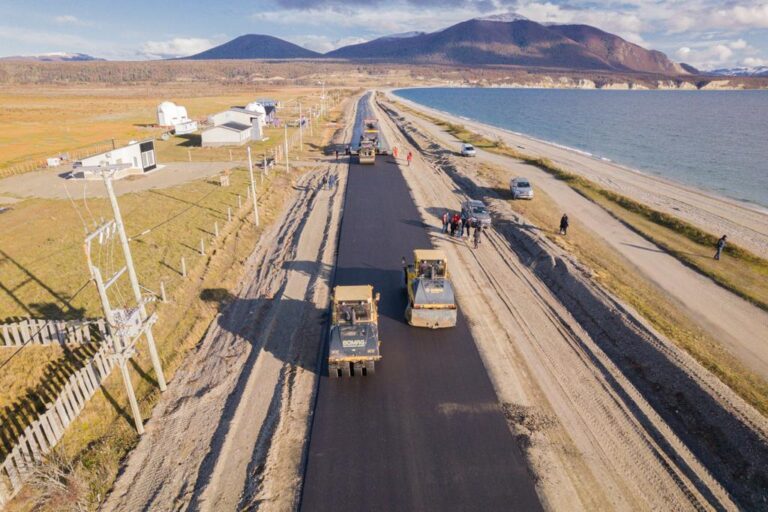 AUTORIDADES DE VIALIDAD NACIONAL CONSTATARON EL AVANCE DE OBRA DE LA PAVIMENTACIÓN DE LA RUTA N°1