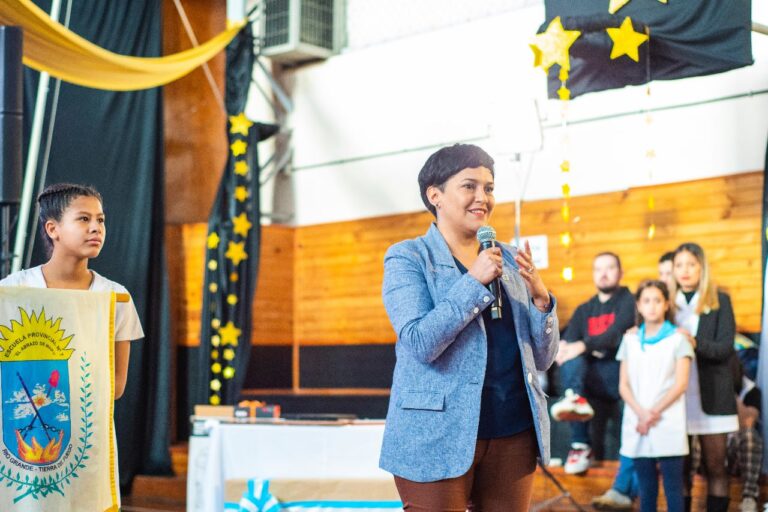 LA ESCUELA PROVINCIAL Nº 7 CELEBRÓ SU 50º ANIVERSARIO