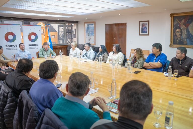 “VAMOS A SEGUIR POR EL CAMINO DE LA MEJORA SALARIAL CON RESPONSABILIDAD Y ANALIZANDO EL CONTEXTO NACIONAL”