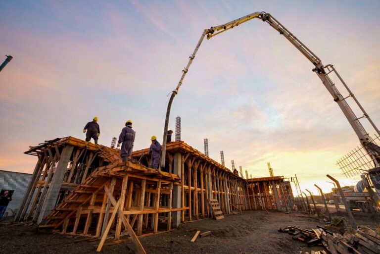 OBRAS PÚBLICAS AVANZA EN LA CONSTRUCCIÓN DE LA NUEVA COMISARÍA DE GÉNERO EN RÍO GRANDE