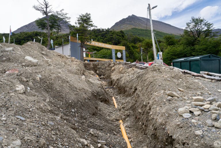 GOBIERNO INICIÓ LA OBRA DE AMPLIACIÓN DE LA RED DE GAS EN LA CALLE LUIS MARTIAL