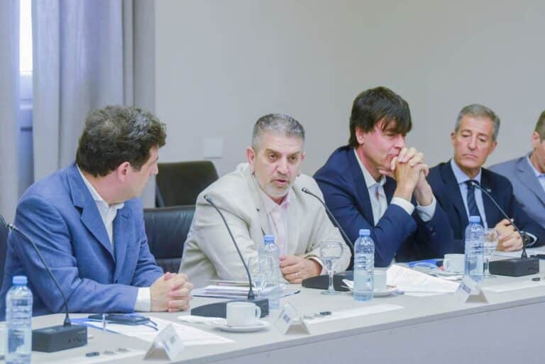 Salario docente: López Silva participó de la segunda reunión convocada por el Gobierno nacional