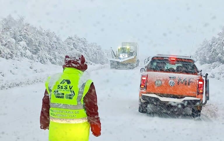 Por las intensas nevadas: “Estamos pidiendo la obligatoriedad del uso de cubiertas de invierno para salir a la Ruta”