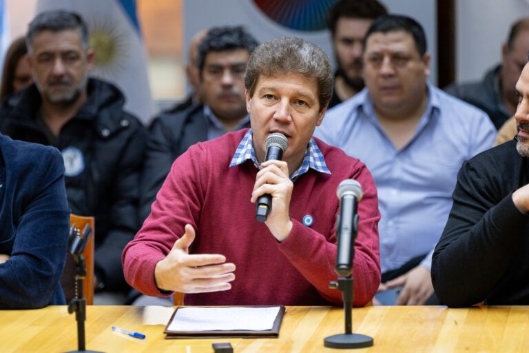 Amparo contra el tarifazo: “El gobernador Melella celebró la medida cautelar dictada por la jueza Borruto”