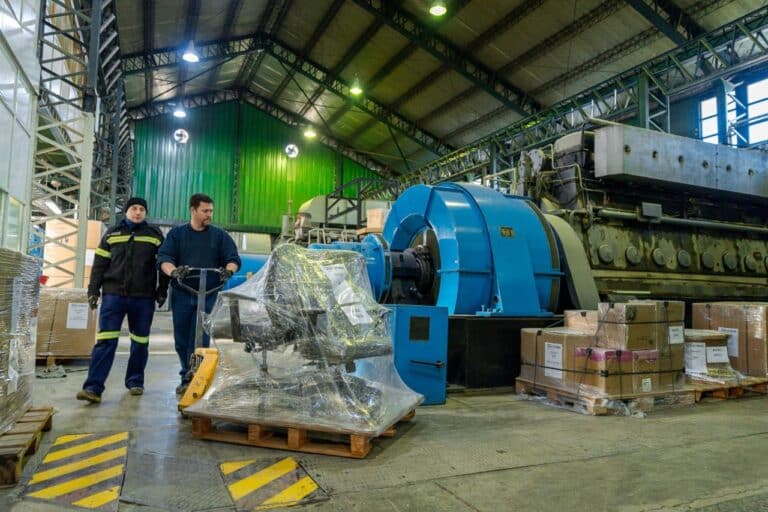 Arribó a la provincia equipamiento para la modernización del centro de distribución de energía Torelli en Ushuaia