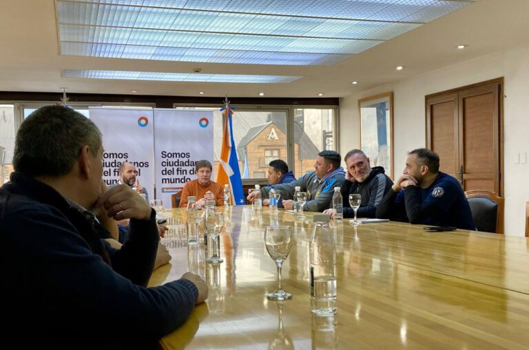 «Vamos a defender todos los puestos de trabajo de nuestra industria», sostuvo Melella