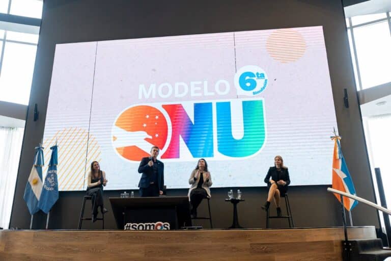 Más de 200 jóvenes de toda la provincia formaron parte de la VI simulación del modelo de Naciones Unidas