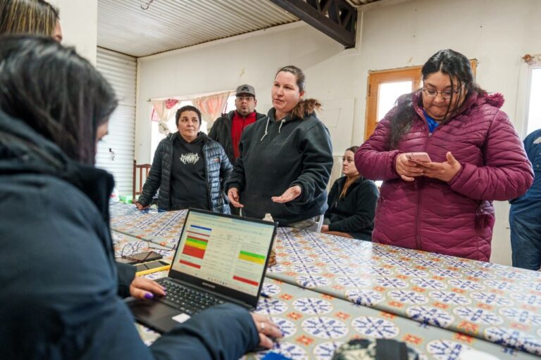 La oficina itinerante del programa “Llegó el Gas” visita barrios en toda la provincia