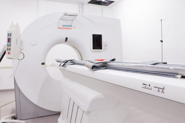 En fase final la instalación del nuevo tomógrafo en Tolhuin