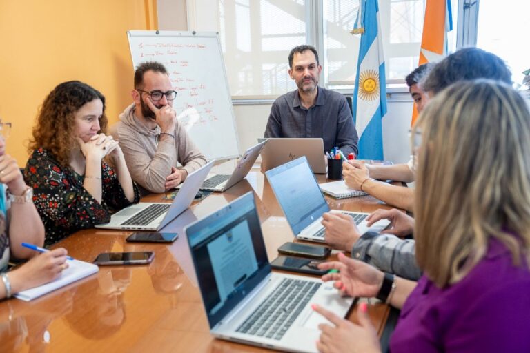 Provincia: Aumentos salariales estatales en 2024 superaron ampliamente la inflación