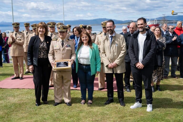 Renovación en la Prefectura Naval de Ushuaia: Gobierno acompañó el cambio de autoridades