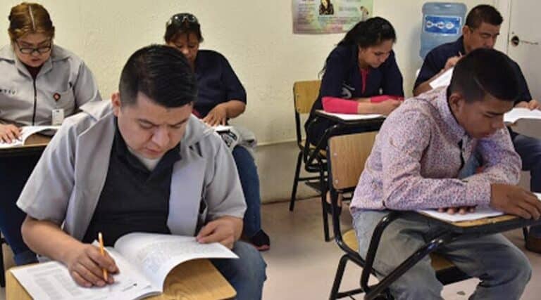 Abrieron las inscripciones para finalizar estudios secundarios para jóvenes y adultos