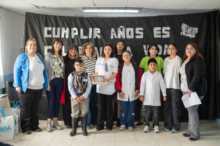 La Escuela N° 11 de Estancia Sara celebró su 45° aniversario