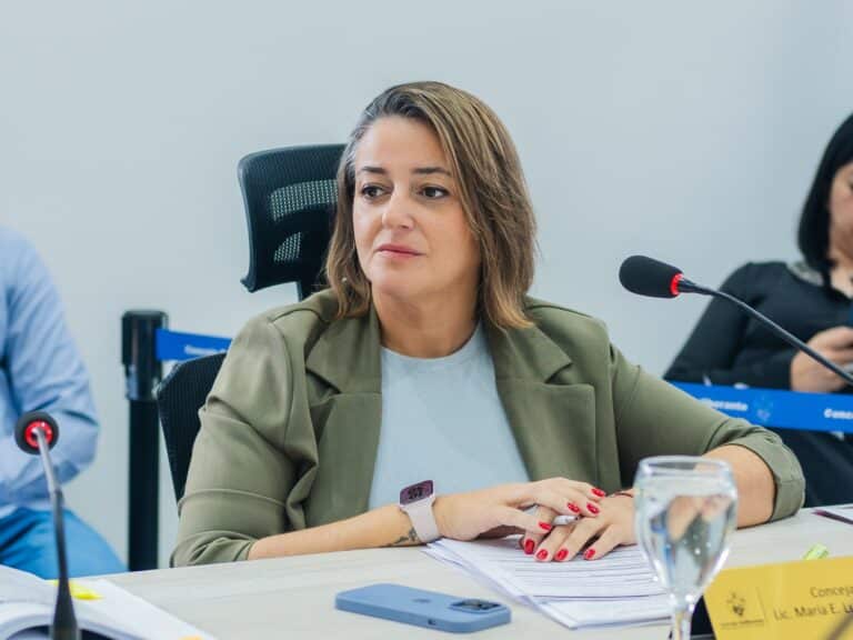 Lucía Rossi: «Es excesivo que el Ejecutivo aún haga uso de facultades delegadas por el COVID»
