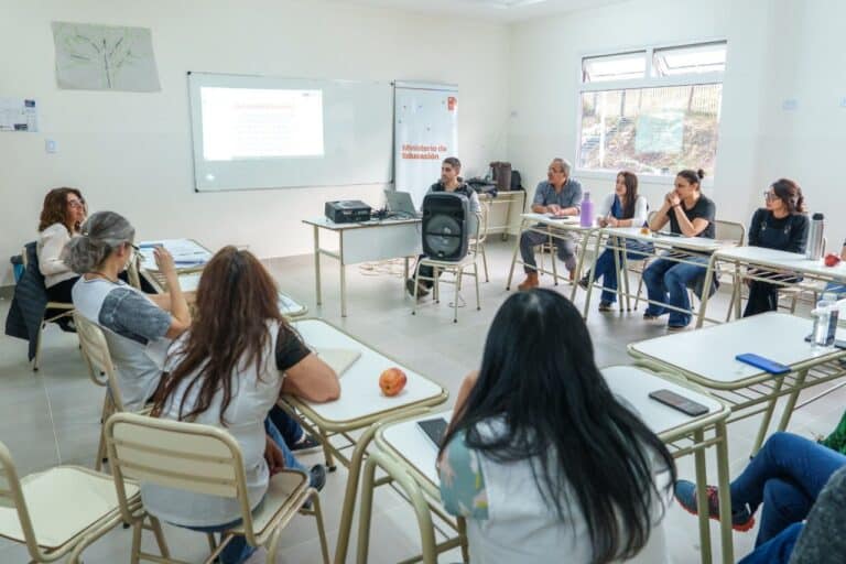 Continúan los foros sobre el proceso de transformación educativa en la provincia