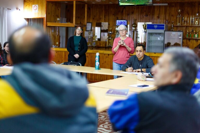 Asociaciones deportivas y sociales participaron de mesas de diálogo por la transformación educativa